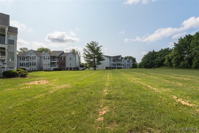 9394 Wind Haven Ct Unit 309, Henrico, VA 23060 - view of grassy yard