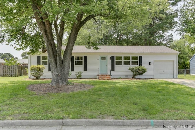 525 Helm Dr, Newport News, VA 23602 - ranch-style house featuring entry steps, crawl space, a garage, and driveway