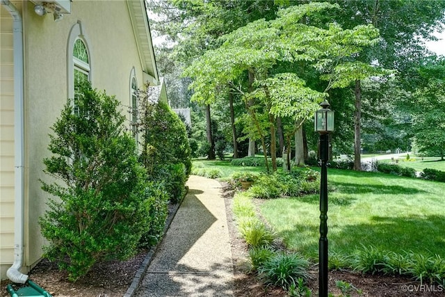 423 Elm Creek Dr, Manakin Sabot, VA 23103 - view of grassy yard
