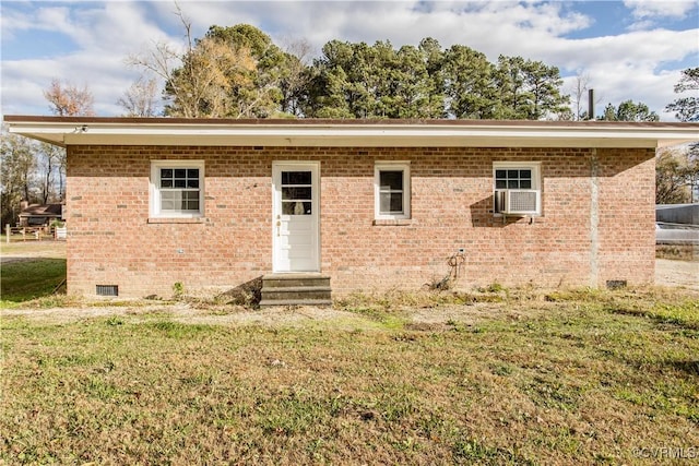 11512 Duncan Rd, Dinwiddie, VA 23805 - view of front of property with entry steps, a front lawn, crawl space, and brick siding