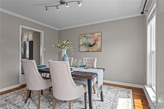 1716 First Colonial Ct, Richmond, VA 23231 - dining area featuring wood finished floors, ornamental molding, and baseboards