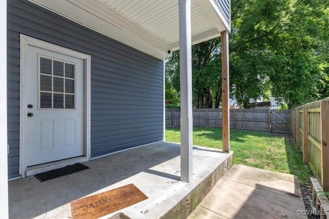 1317 N 22nd St, Richmond, VA 23223 - fenced backyard featuring a patio area