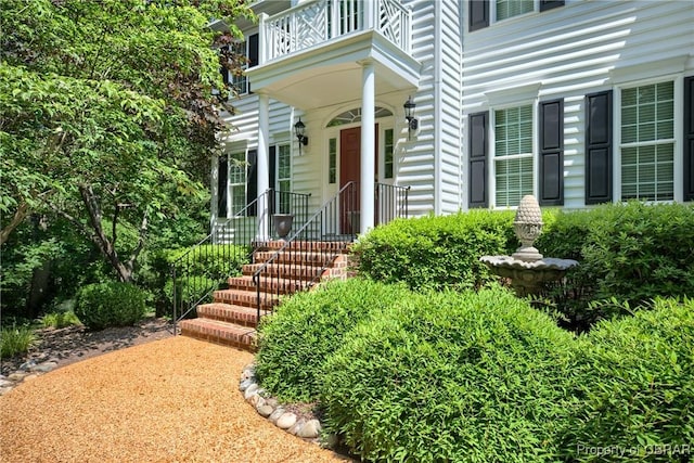 1708 Centennial Dr, Toano, VA 23168 - property entrance with a balcony