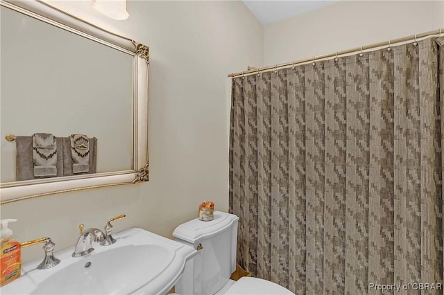 1708 Centennial Dr, Toano, VA 23168 - full bath featuring a sink and a shower with shower curtain