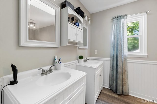 12912 Cottage Mill Pl, Midlothian, VA 23114 - full bathroom with wainscoting, two vanities, and wood finished floors