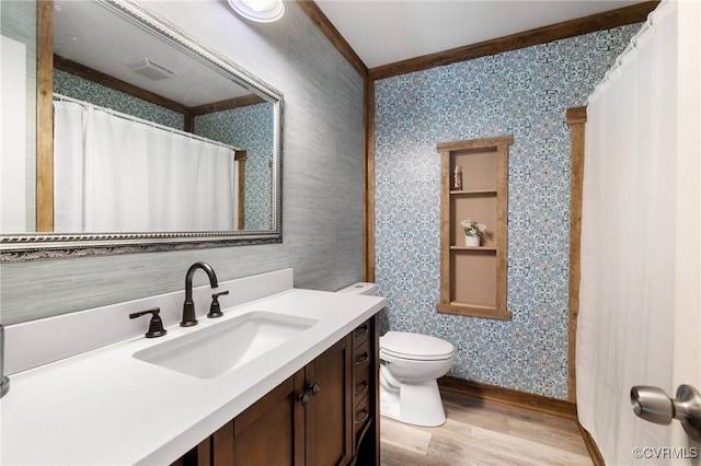 12912 Cottage Mill Pl, Midlothian, VA 23114 - full bath with wallpapered walls, toilet, wood finished floors, vanity, and baseboards