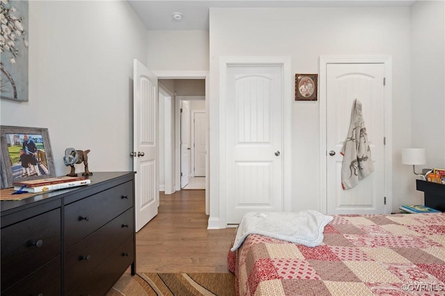 6800 Alabaster Ln, Chesterfield, VA 23234 - bedroom featuring wood finished floors