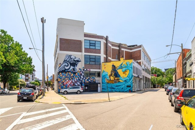 101 W Marshall St Unit U47, Richmond, VA 23220 - view of asphalt road with street lighting, sidewalks, and curbs
