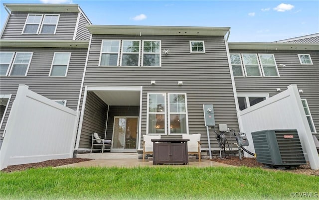 18304 Palisades Ct, Moseley, VA 23120 - rear view of house featuring a patio area