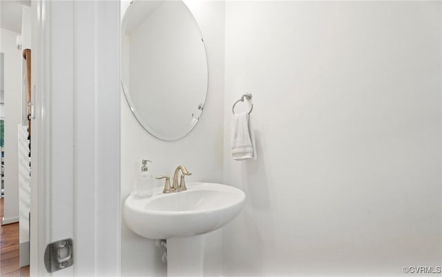 18304 Palisades Ct, Moseley, VA 23120 - view of bathroom