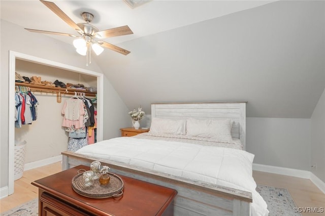 7313 Key Deer Cir, Midlothian, VA 23112 - bedroom featuring lofted ceiling, a closet, light wood finished floors, baseboards, and a ceiling fan