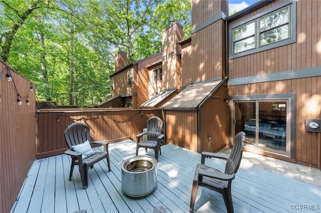 11605 E Briar Patch Dr, Midlothian, VA 23113 - wooden terrace with an outdoor fire pit