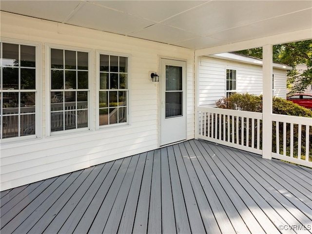 5810 Gunsight Ct, North Chesterfield, VA 23237 - view of wooden deck