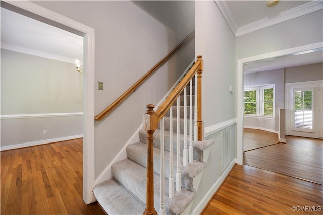 12410 Creek Mill Ct, Glen Allen, VA 23059 - staircase with ornamental molding and hardwood / wood-style floors