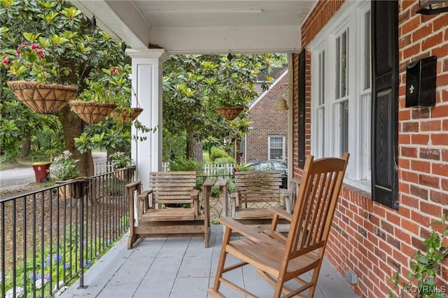 1942 Berkeley Ave, Petersburg, VA 23805 - view of covered porch