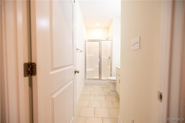 12194 Elnora Ln, Glen Allen, VA 23059 - hall with light tile patterned floors and baseboards