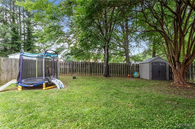 106 S Marion Ave Unit A, Hopewell, VA 23860 - view of yard with a trampoline