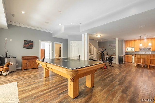 3316 Hillcrest Trl, Toano, VA 23168 - game room featuring dark wood-style floors, recessed lighting, baseboards, ornamental molding, and a sink