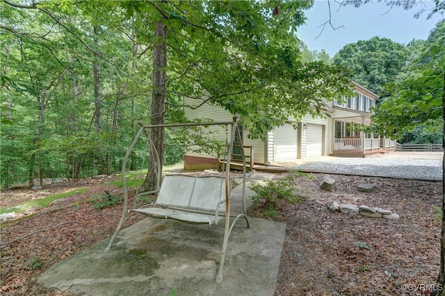15368 W Fork Dr, Glen Allen, VA 23059 - view of yard featuring driveway