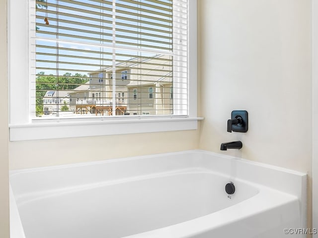 3216 Gannet Ln, Midlothian, VA 23112 - bathroom with a bath