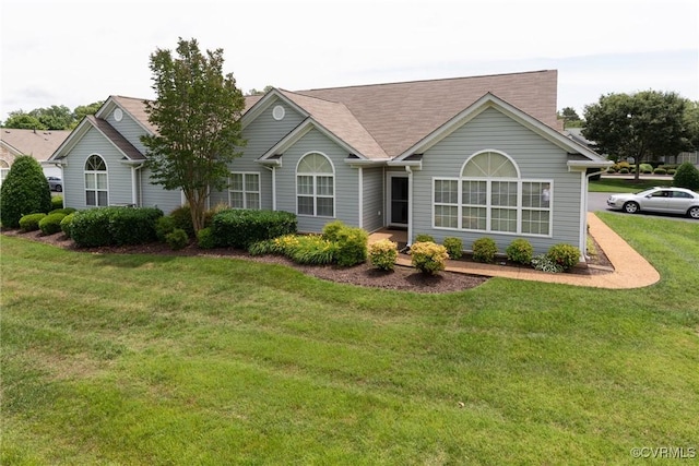 7314 Norwood Pond Pl, Chesterfield, VA 23112 - ranch-style house featuring a front lawn and roof with shingles