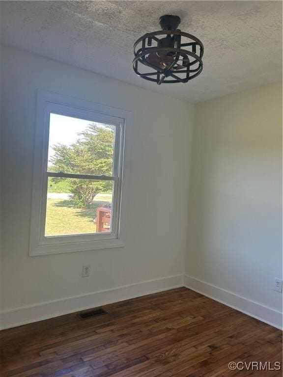5117 Courtland Rd, Disputanta, VA 23842 - photo 11