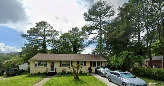 1501 Campbell Dr, Petersburg, VA 23803 - ranch-style house with a front yard