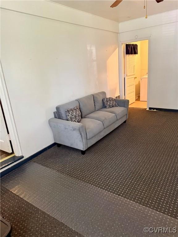 1501 Campbell Dr, Petersburg, VA 23803 - carpeted living room with ceiling fan and baseboards