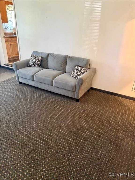 1501 Campbell Dr, Petersburg, VA 23803 - carpeted living area with baseboards