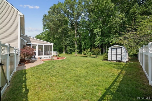 8390 Bink Pl, Mechanicsville, VA 23111 - view of yard featuring a sunroom