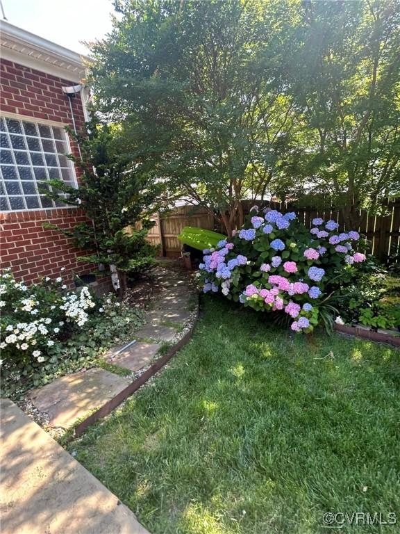 9426 Deer Stream Dr, Hanover, VA 23116