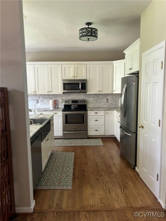 9426 Deer Stream Dr, Hanover, VA 23116