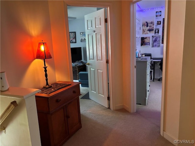 15023 Manor Gate Ct, Midlothian, VA 23112 - corridor featuring light carpet and baseboards