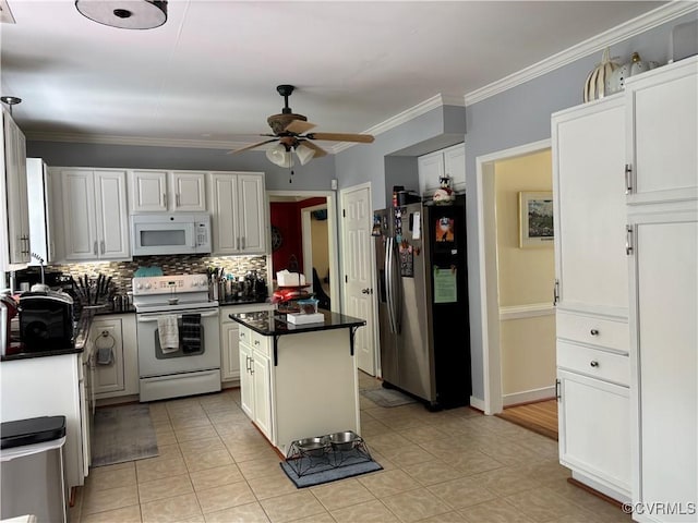 15023 Manor Gate Ct, Midlothian, VA 23112 - kitchen with white appliances, a ceiling fan, dark countertops, tasteful backsplash, and a center island