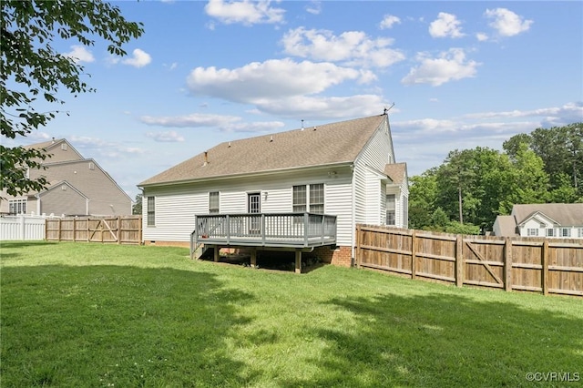 8145 Ashby Ridge Pl, Mechanicsville, VA 23111 - back of property featuring a deck, a fenced backyard, and a shingled roof