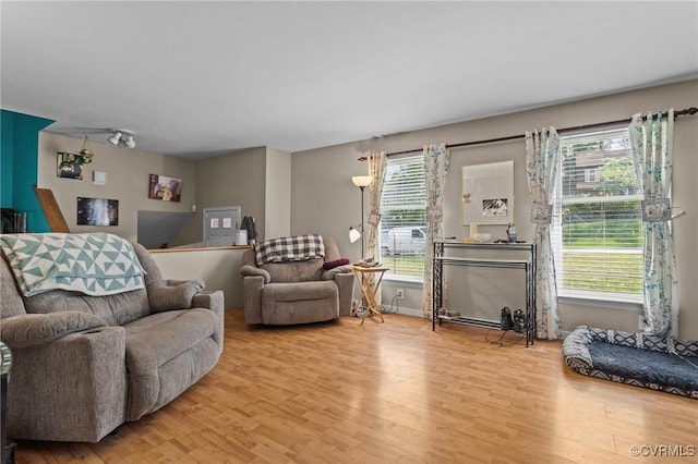 9540 Alfaree Rd, Chesterfield, VA 23237 - living area with light wood finished floors