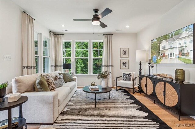 18767 Palisades Rdg, Moseley, VA 23120 - living area with a ceiling fan, wood finished floors, and recessed lighting