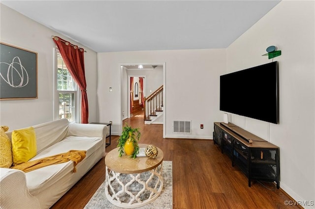 4337 Collingswood Dr, Chesterfield, VA 23832 - living area featuring stairway and wood finished floors
