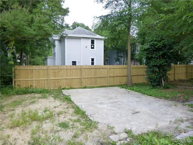 3210 3rd Ave, Richmond, VA 23222 - view of yard featuring a patio