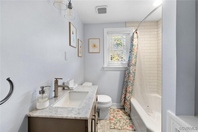 4100 Patterson Ave, Richmond, VA 23221 - bathroom with vanity and shower / bathtub combination with curtain