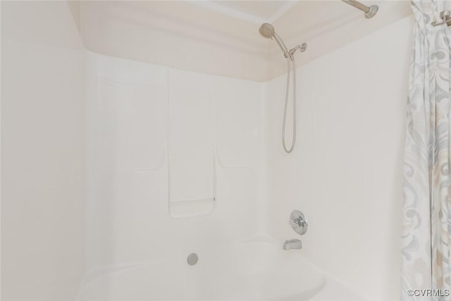 206 Michaux Crossing Ln, Chesterfield, VA 23113 - full bath with shower / bath combination with curtain