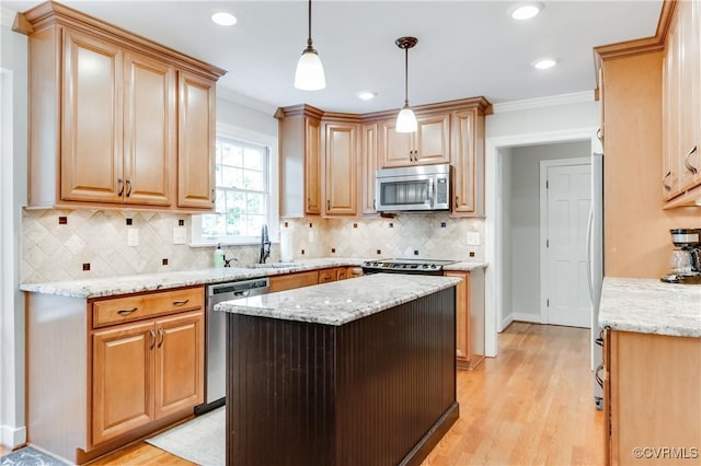11905 Glen Gary Ct, Henrico, VA 23233 - kitchen with appliances with stainless steel finishes, light wood-style floors, light stone counters, crown molding, and tasteful backsplash