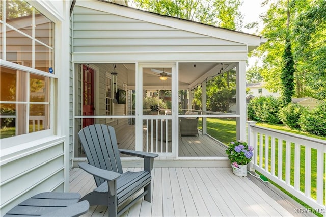 11905 Glen Gary Ct, Henrico, VA 23233 - wooden terrace with a sunroom and a lawn
