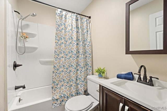 12707 Southwick Pl, Midlothian, VA 23113 - bathroom featuring vanity and shower / bath combo