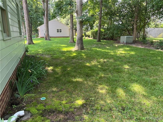 8426 Forge Rd, Henrico, VA 23228 - view of yard