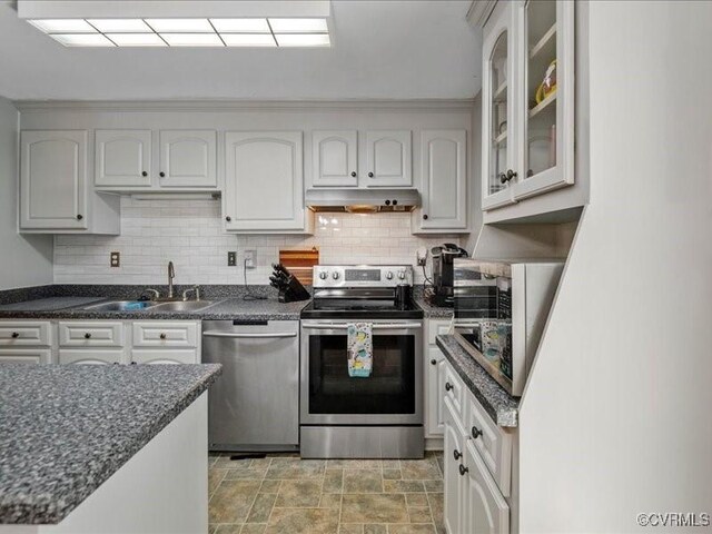 8507 Spruce Pine Dr, North Chesterfield, VA 23235 - photo 11