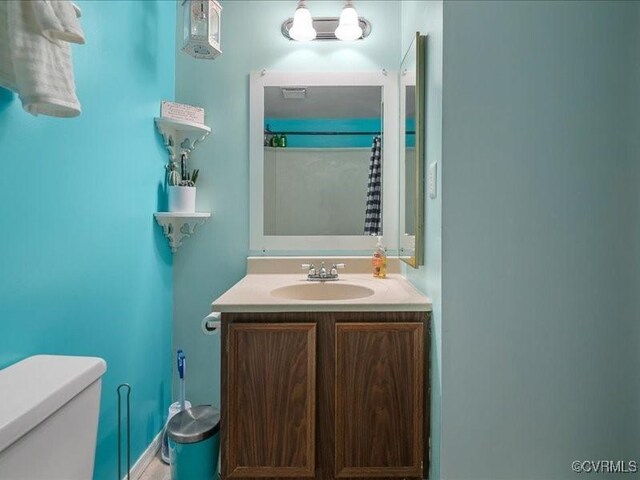 8507 Spruce Pine Dr, North Chesterfield, VA 23235 - full bath featuring vanity and a shower with curtain