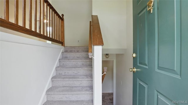 831 Winnetka Ave, Henrico, VA 23227 - view of staircase