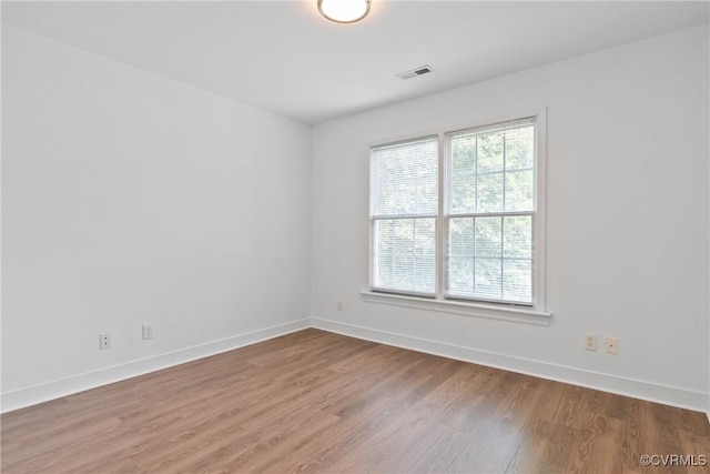 9563 Plateau Pl, Mechanicsville, VA 23116 - empty room featuring wood finished floors and baseboards