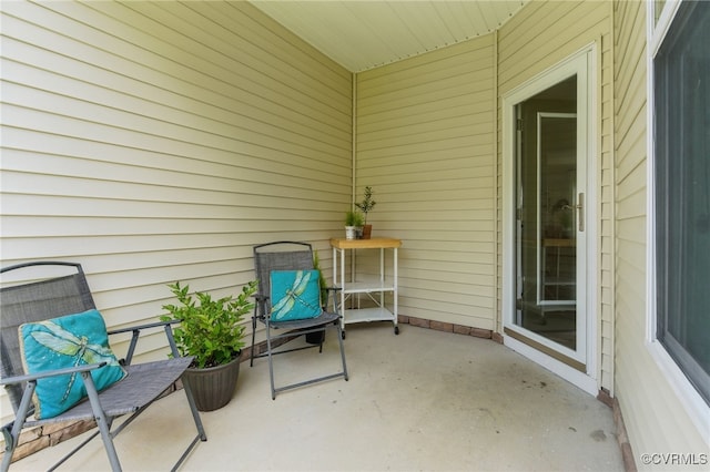 8045 Ellendale Dr, Mechanicsville, VA 23116 - view of patio / terrace